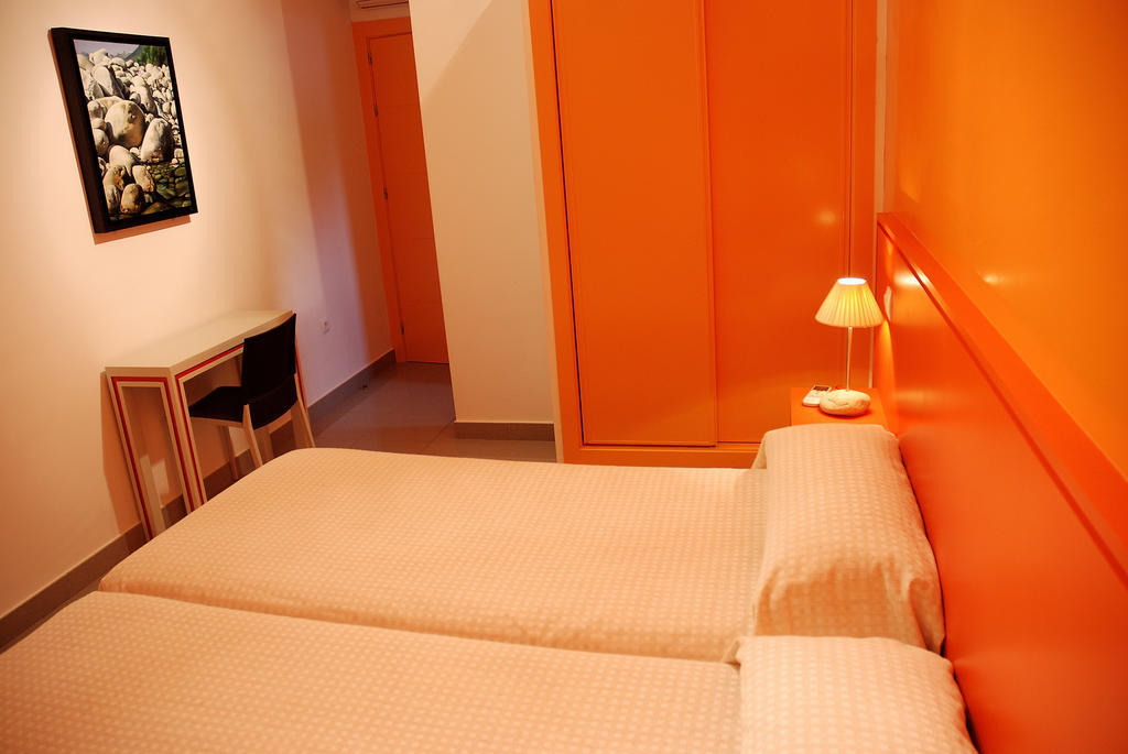 Hostal El Cardenillo Madrigal de la Vera Rum bild